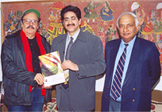 PARIKSHAT SAWHNEY VISITS MARWAH STUDIOS