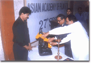 GIANTS INTERNATIONAL HONOURS AAFT