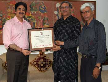 Workshop On Investigative Journalism By Vineet Narain At AAFT