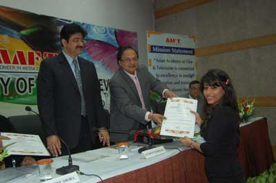 Rakesh Bedi rewards 73rd batch of AAFT