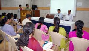 Radio Noida Promoting Unprivileged through Vigyan Club