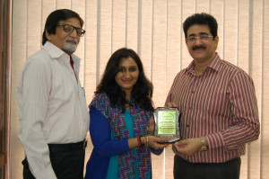 Sandeep Marwah Honored for promoting Fine Arts
