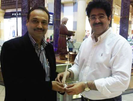 Sandeep Marwah Honored In U.A.E. For His Works In Media