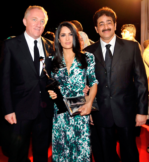 Sandeep Marwah Honored With Fashion & Lifestyle Award 2013