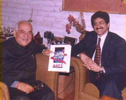 FILM INDUSTRY SHORT OF TRAINED PROFESSIONALS MADAN LAL KHURANA