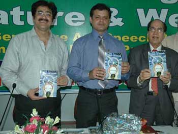 R N Lakhotia Released book at Marwah Studios