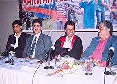 FILMMAKERS MUST HAVE COURAGE OF CONVICTION – MADHUR BHANDARKAR