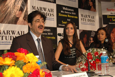 Miss universe 2010 Joins Hand With Sandeep Marwah For Social Work