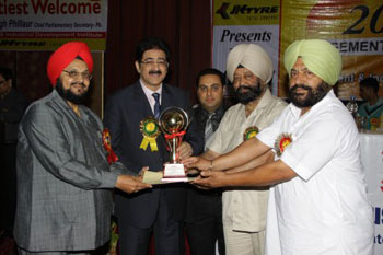 Sandeep Marwah Awarded In Punjab For His Contribution To Media