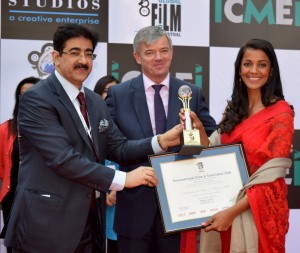 Mukta Godse Honored at 8th GFFN