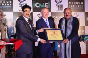 Arun Bakshi Honored at 8th GFFN