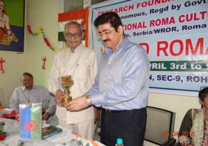 Sandeep Marwah Honored by Research Foundation International