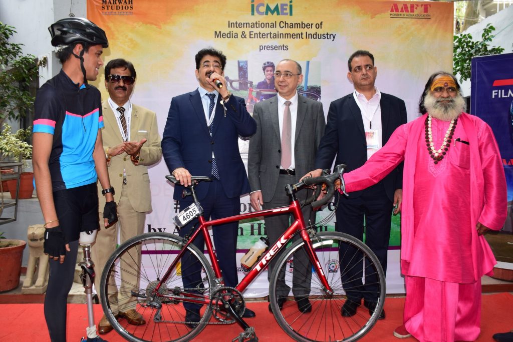 Peace Yatra To Promote Love, Peace & Unity Drive way -Dr. Sandeep Marwah & Guests