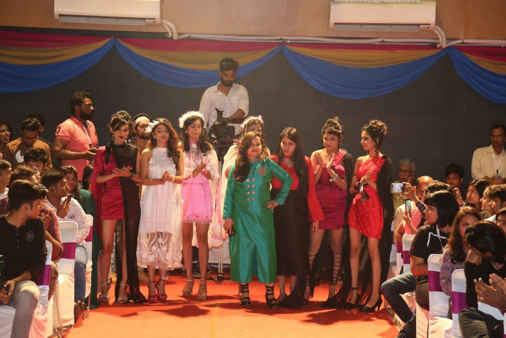 2nd GLOBAL FASHION & DESIGN WEEK DAY 01-INAUGURAL CEREMONY STUDIO 1E–Babita Choudhary ,Pradeep Kukerja, Anil khaitan & Krishna Murti Hooda Fashion Show