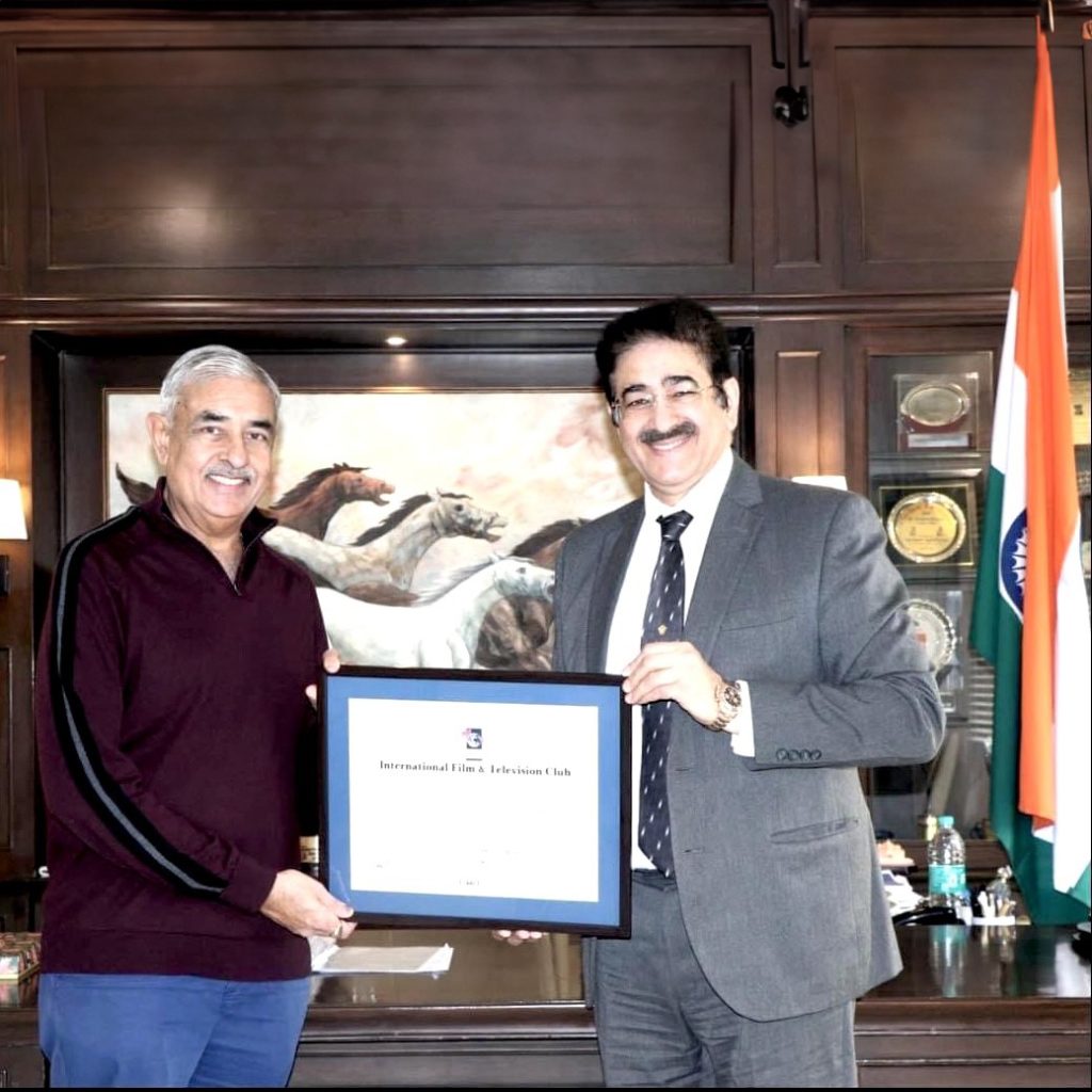 Former Mayor of London, Sunil Chopra, Visits AAFT and Honored by Dr. Sandeep Marwah