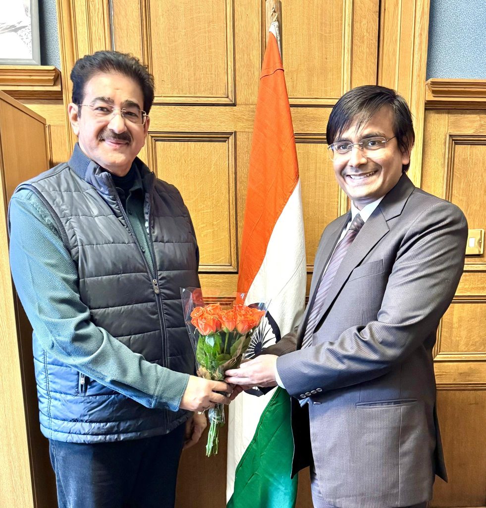 Sandeep Marwah Visits Consulate General of India in Edinburgh, Scotland to Strengthen Cultural Ties