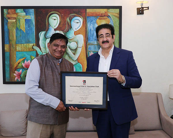 Dr. Mohan Lal Agarwal