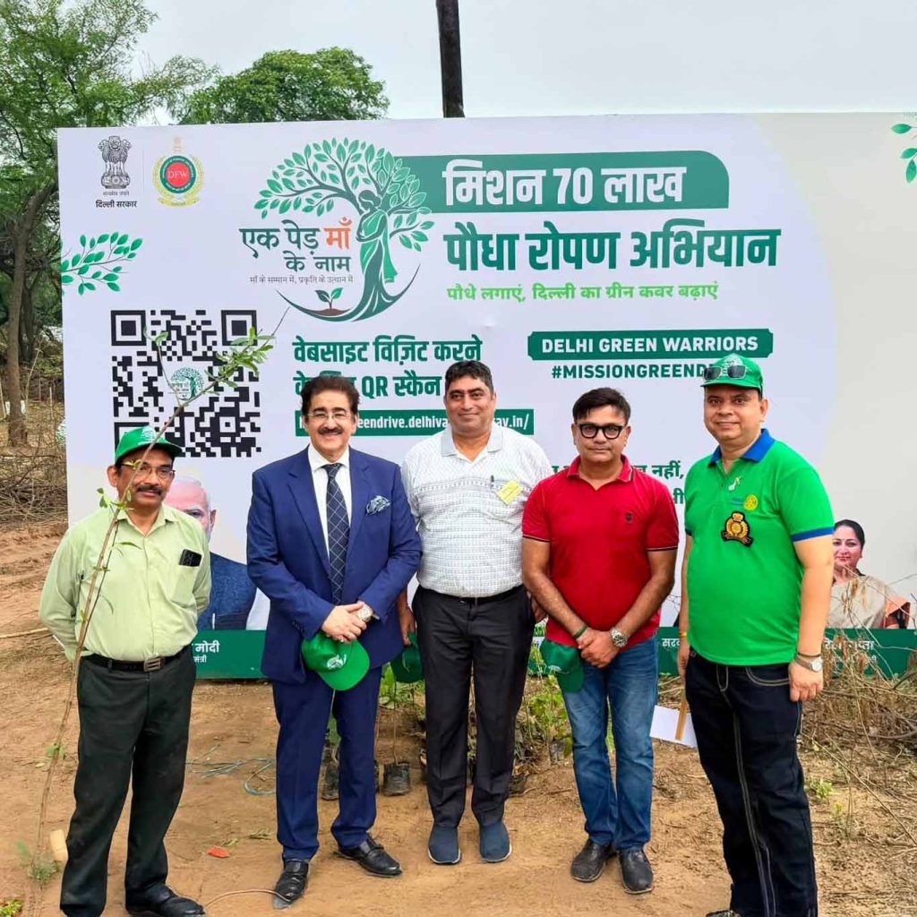 Rotary Clubs Join Hands for Tree Plantation Drive “Ek Ped Maa Ke Naam” in Central Delhi