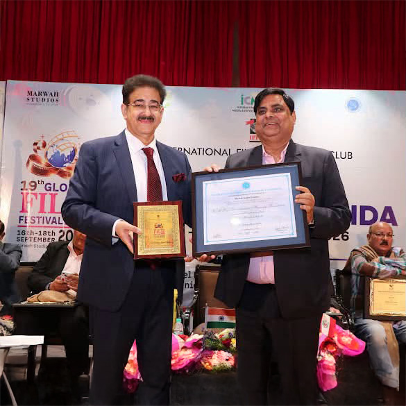 Radhey Shyam Mishra Honoured with WPDRF Life Membership at 19th Global Film Festival Noida